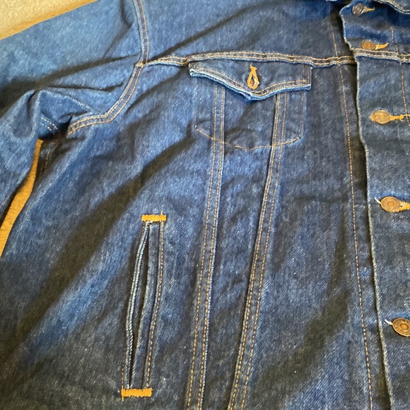 Vintage Levi’s Denim Trucker Jacket 70506-0216 - Picture 3 of 5